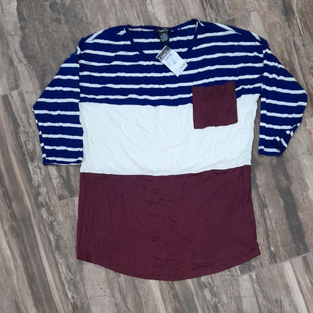 Rue21 XS Striped Blue and Burgundy 3/4 Sleeve Shirt